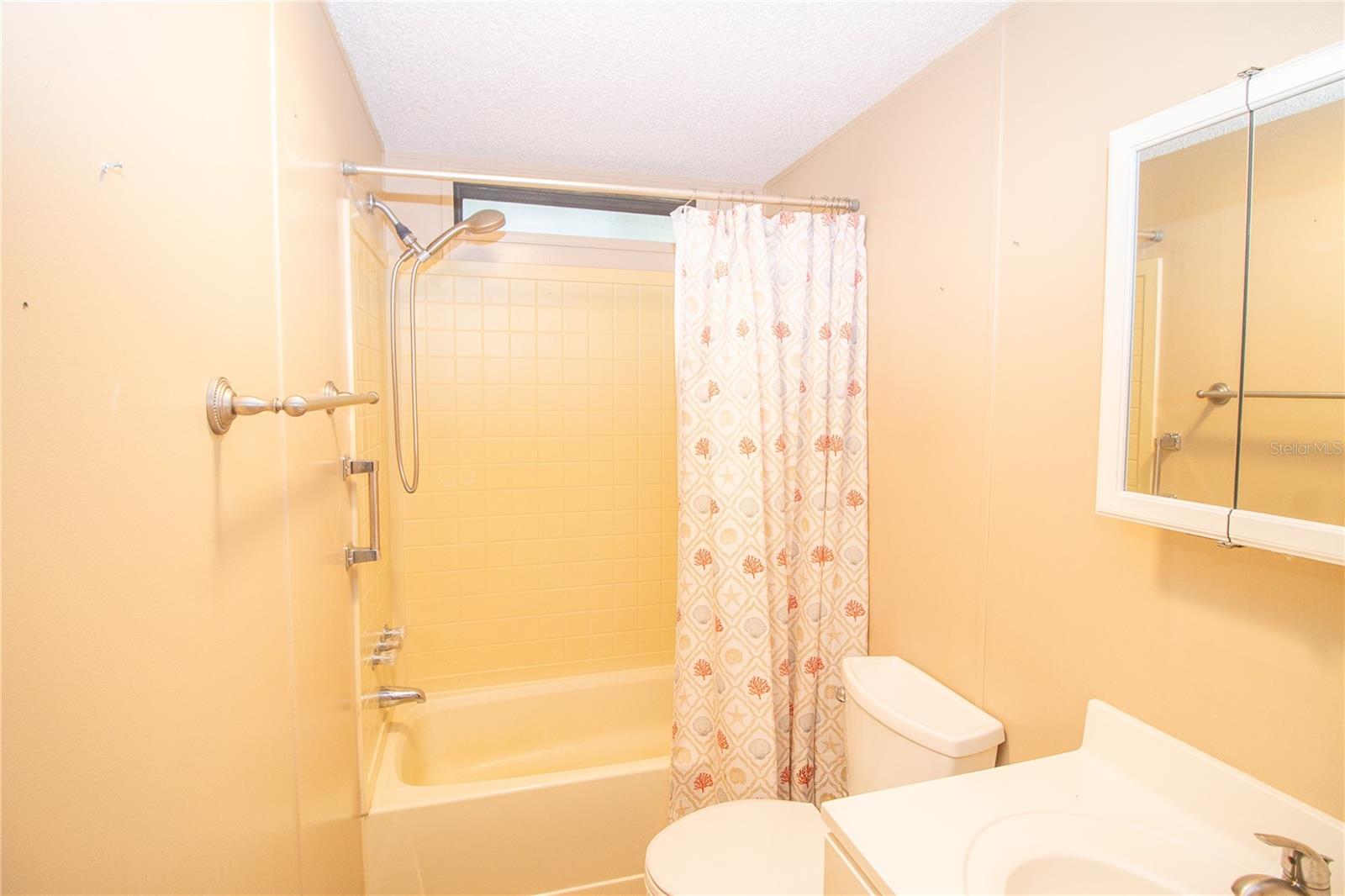 TAVARES LAKE FRANCES ESTATES - Residential