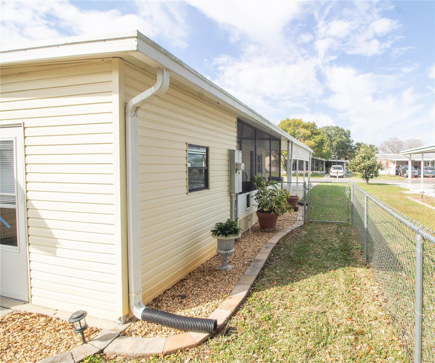 TAVARES LAKE FRANCES ESTATES - Residential