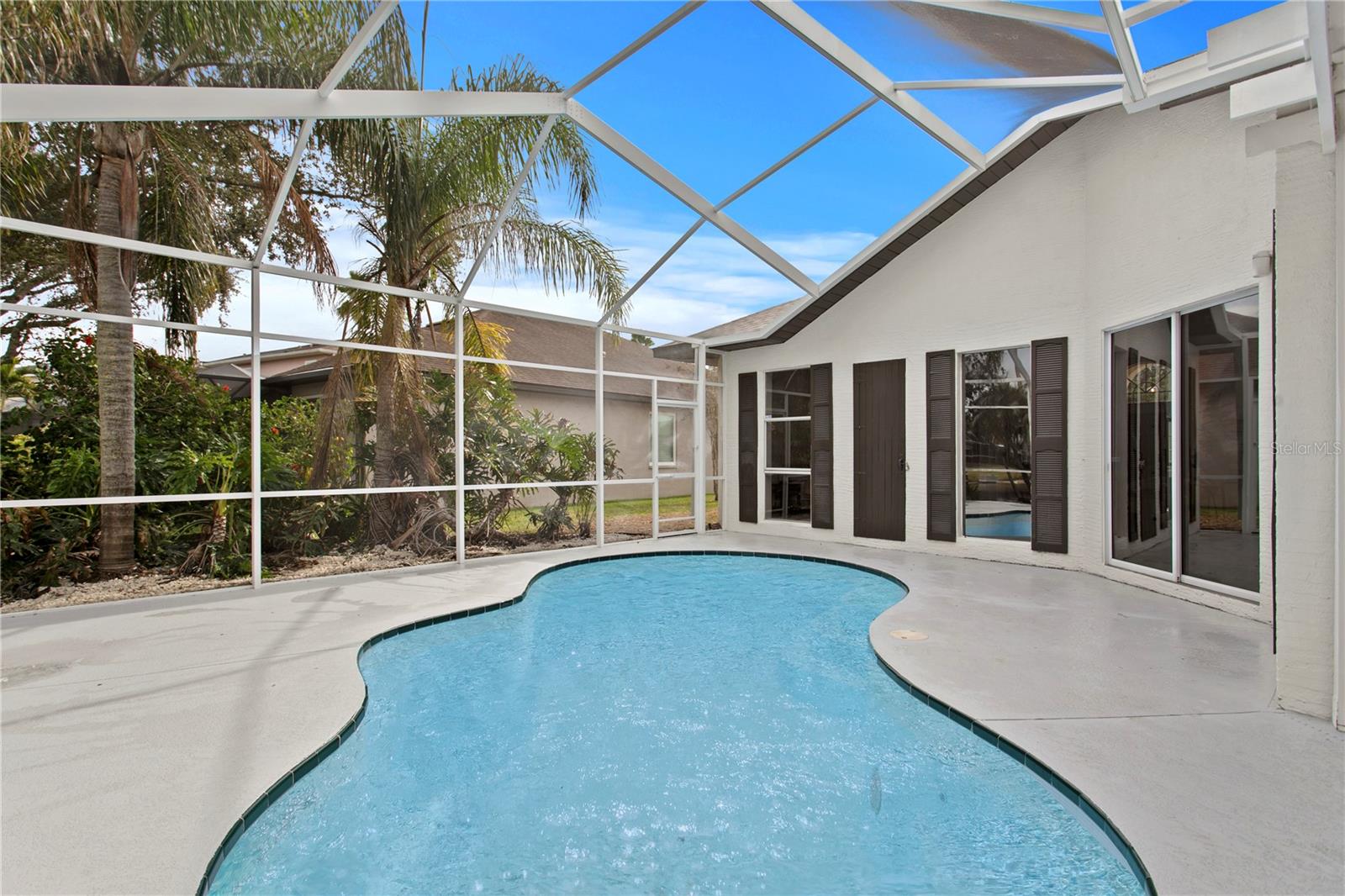 RIVER WATCH - Residential