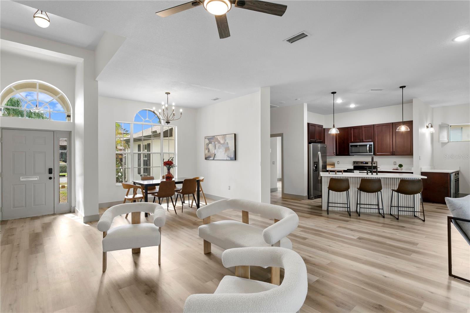 RIVER WATCH - Residential