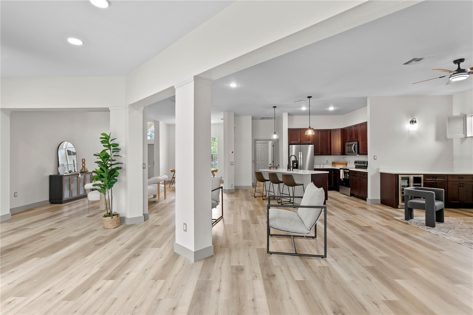 RIVER WATCH - Residential