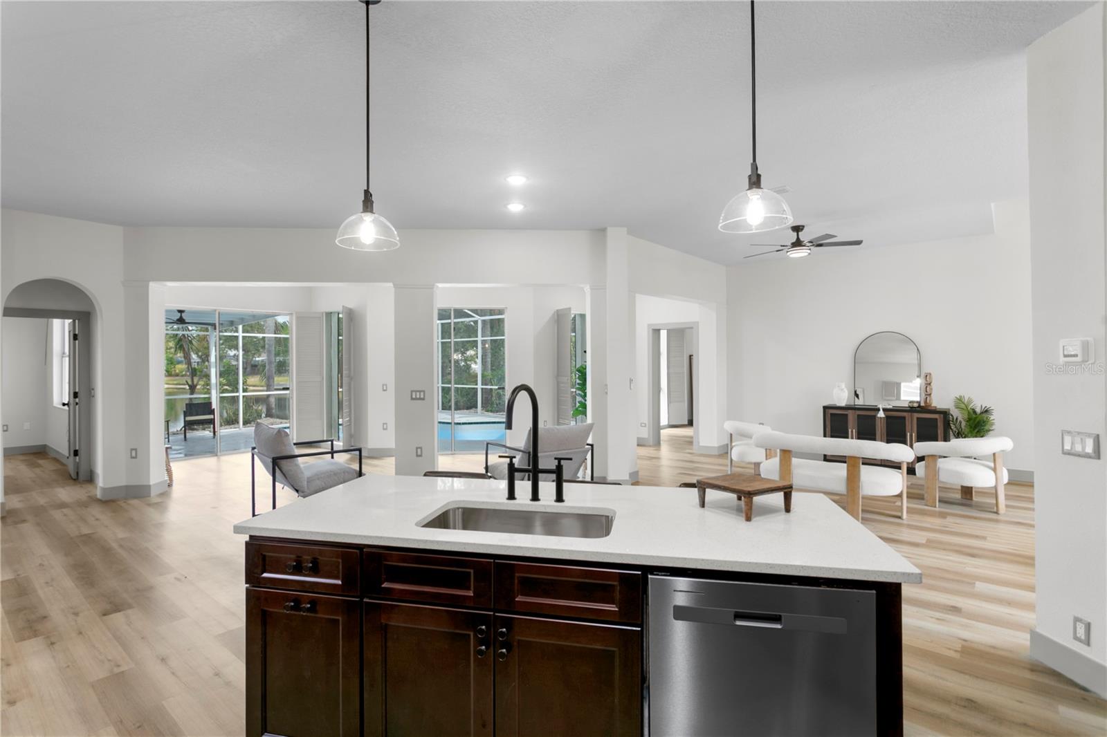 RIVER WATCH - Residential