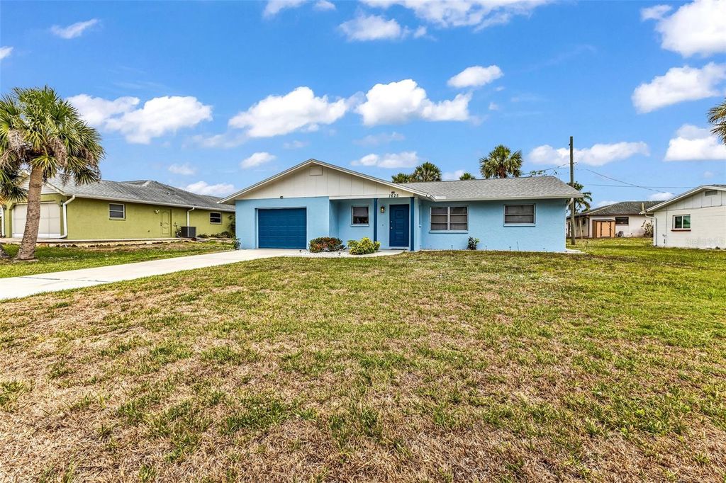 Photo of 1625 Loralin Drive, Englewood, FL 34223 (MLS # C7527099)