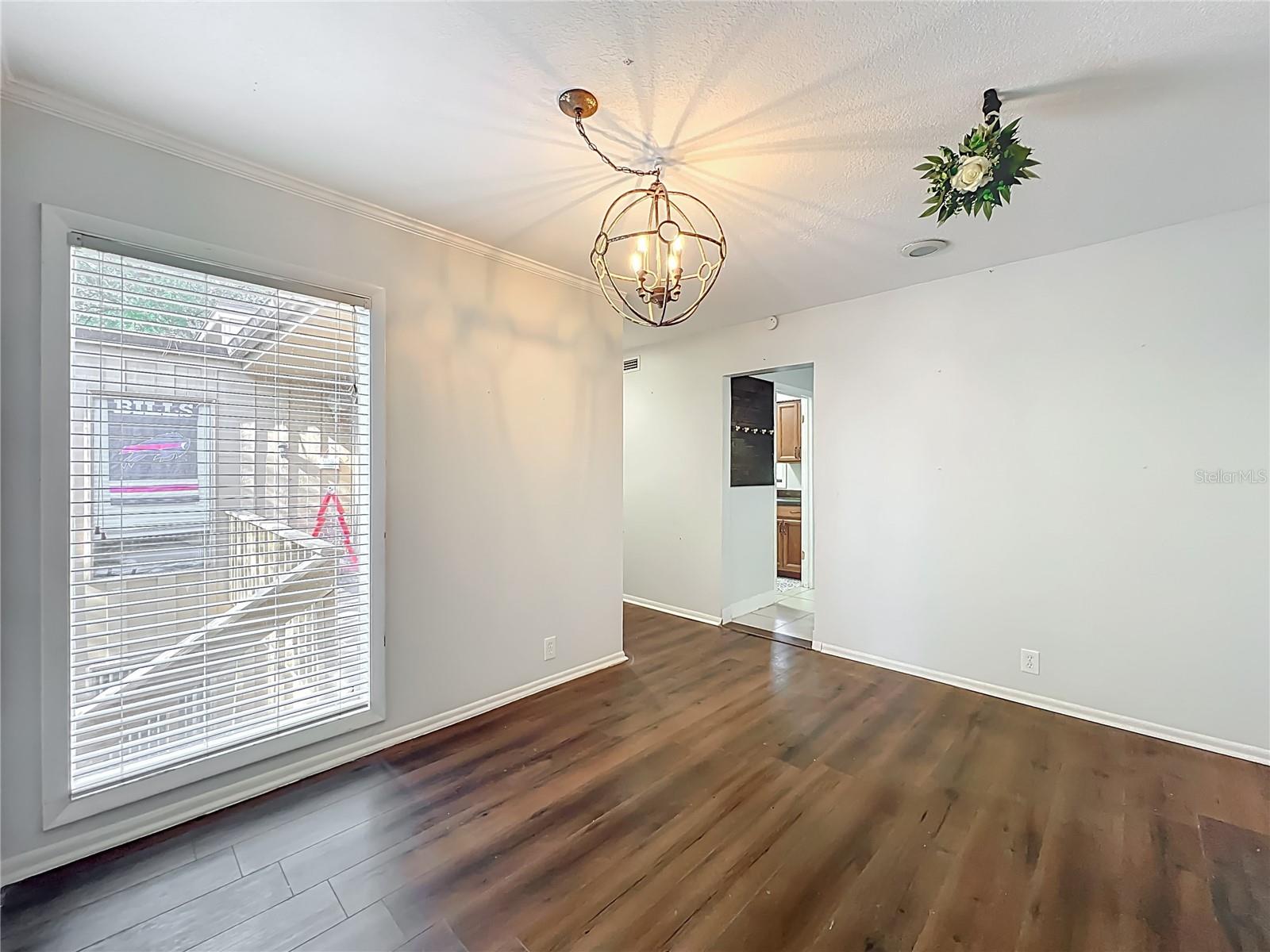 CROWN OAKS 1ST ADD - Residential