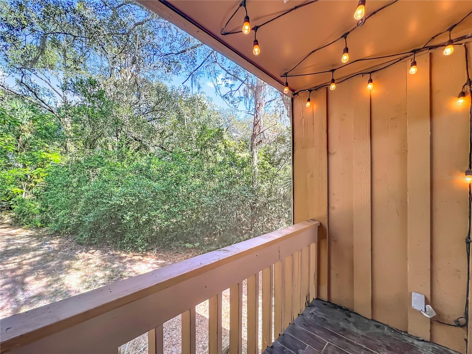 CROWN OAKS 1ST ADD - Residential