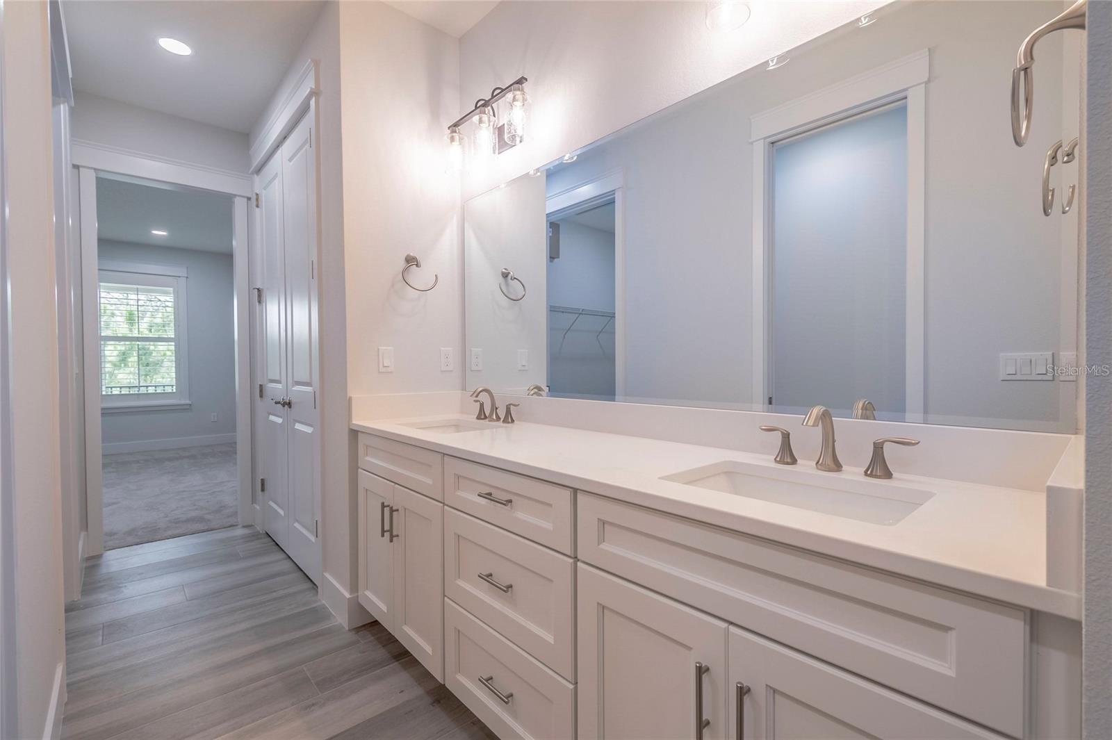 ISLES/VENETIAN BAY - Residential Lease