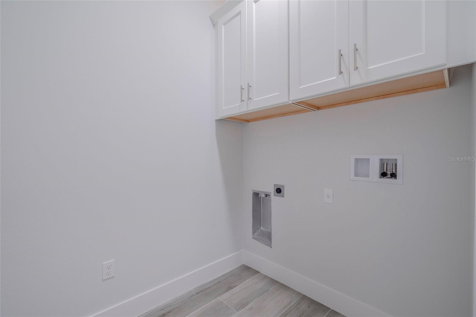 ISLES/VENETIAN BAY - Residential Lease
