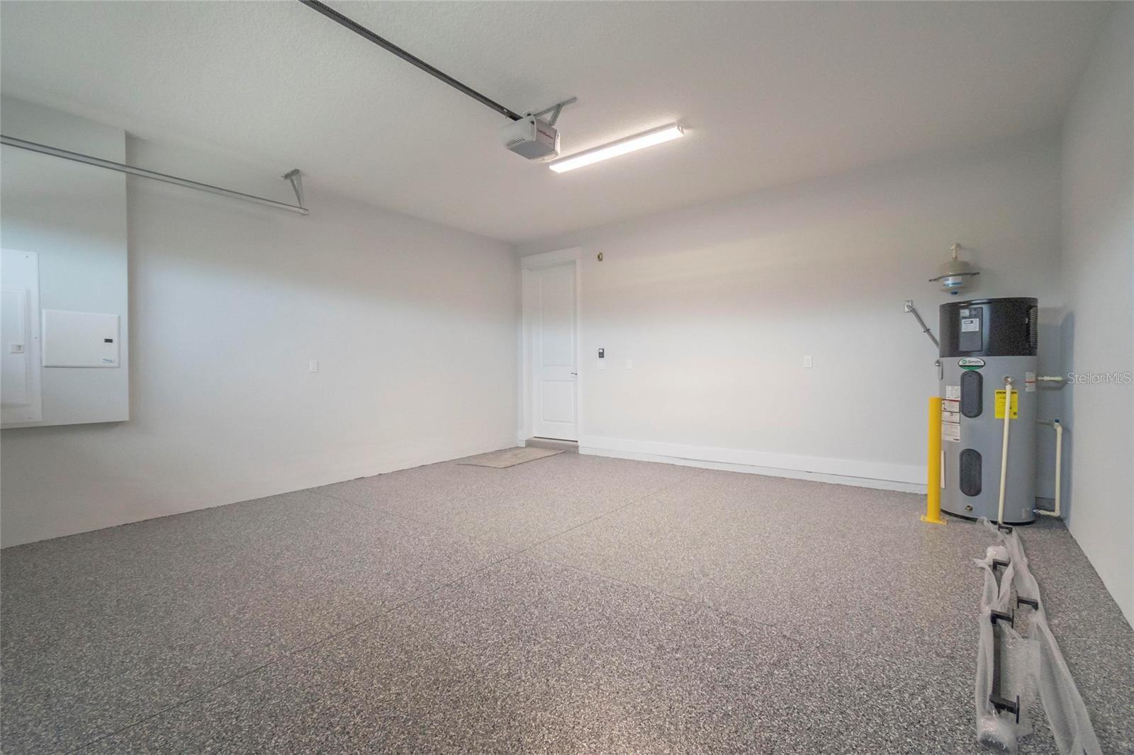 ISLES/VENETIAN BAY - Residential Lease