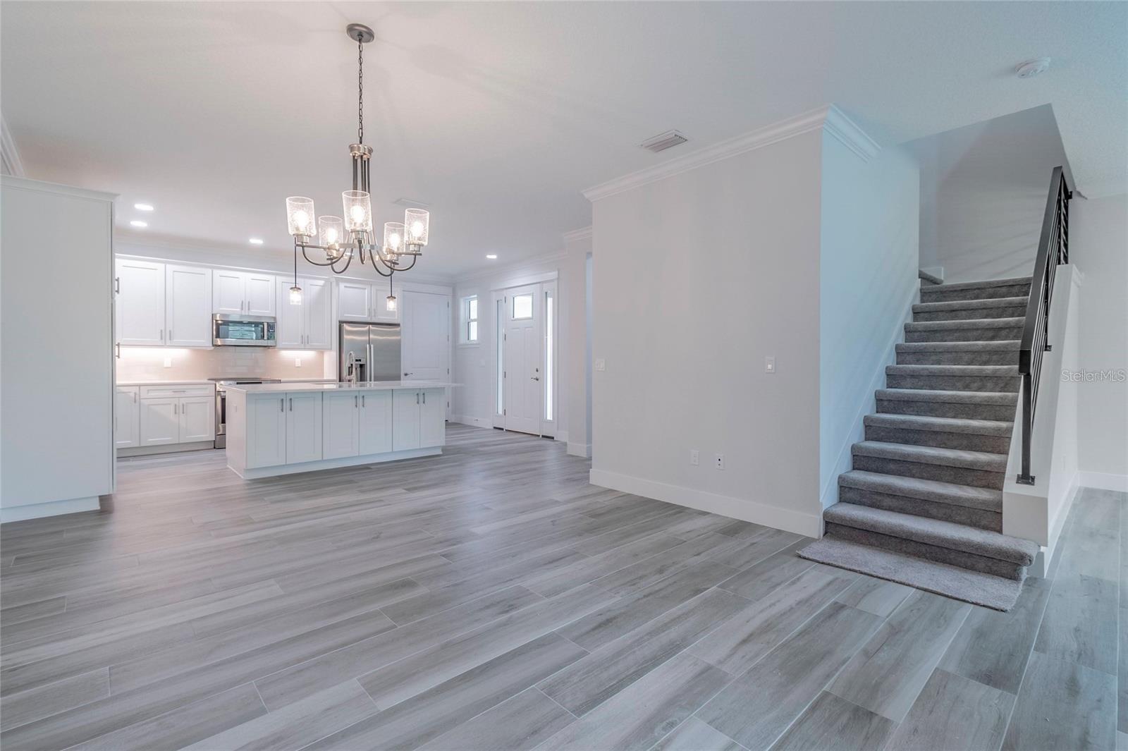 ISLES/VENETIAN BAY - Residential Lease