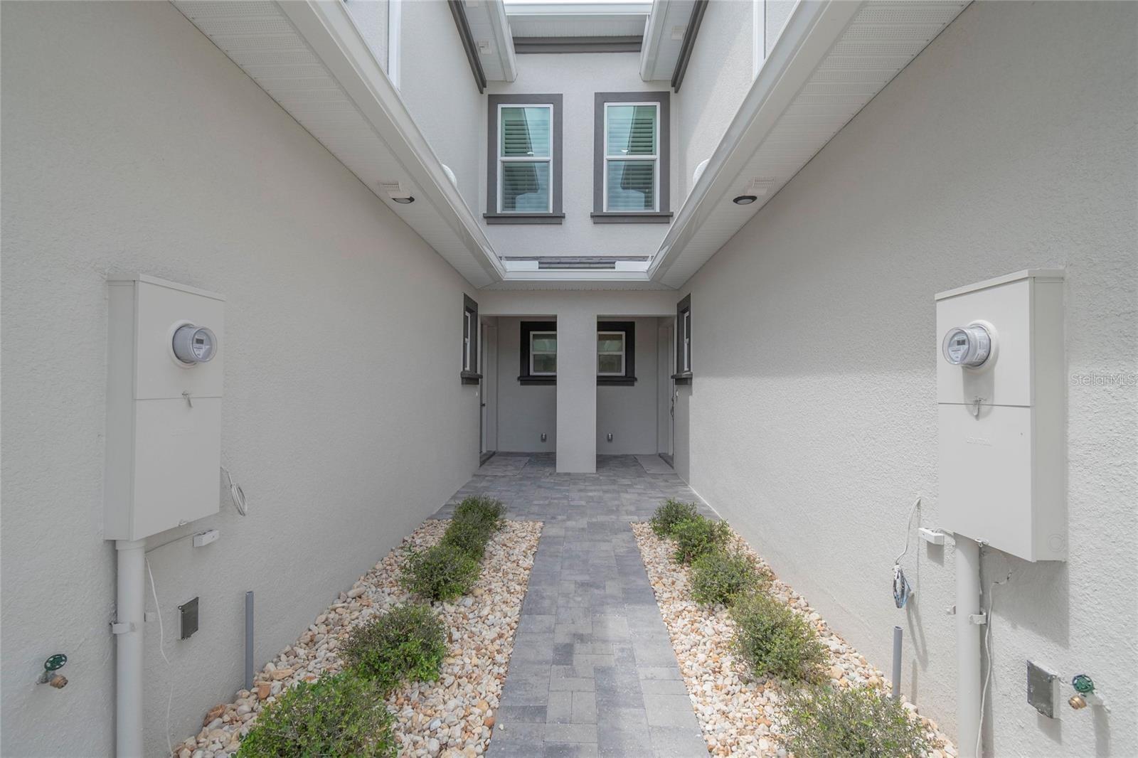ISLES/VENETIAN BAY - Residential Lease