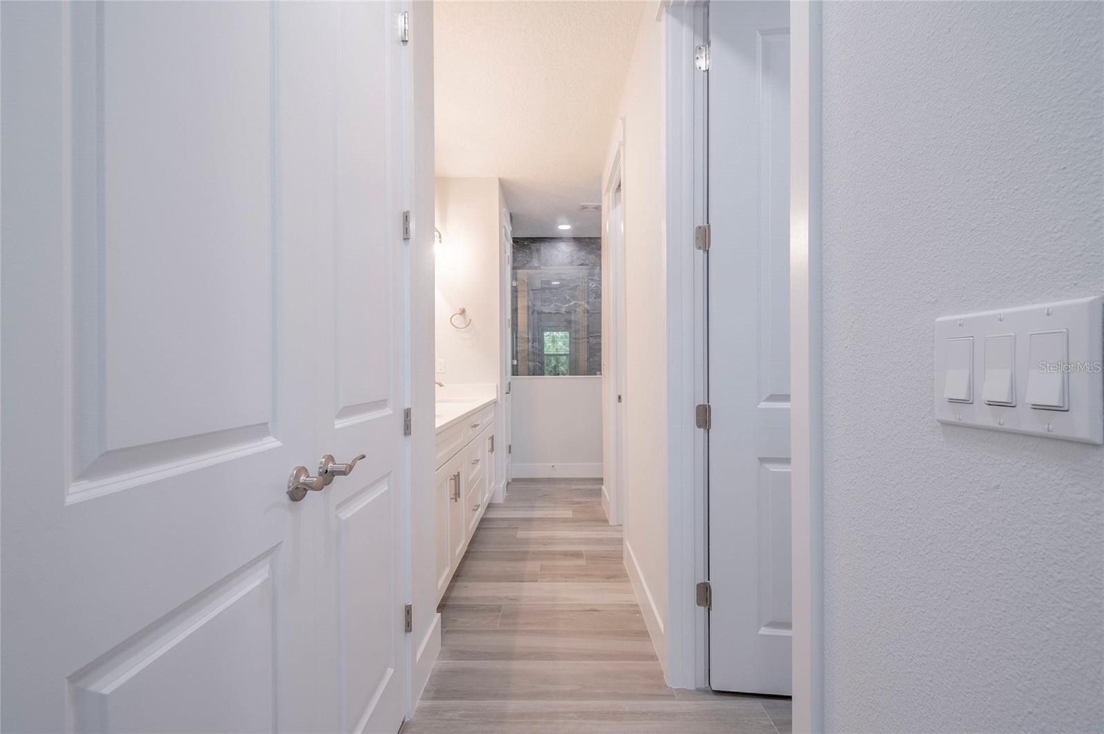 ISLES/VENETIAN BAY - Residential Lease