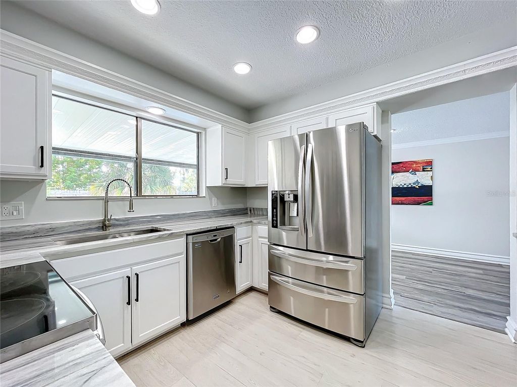 Photo of 1040 Waverly Drive, Longwood, FL 32750 (MLS # O6373840)