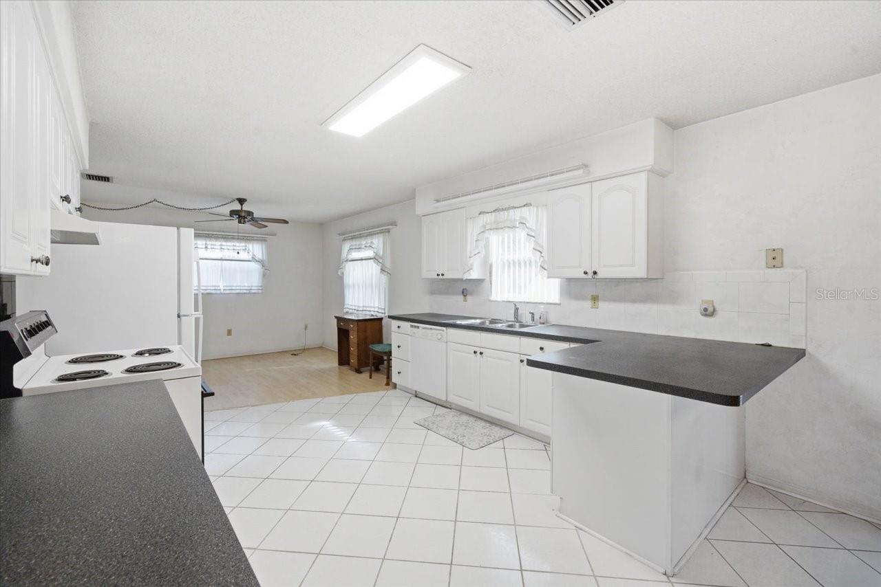 BILTMORE ESTATES - Residential