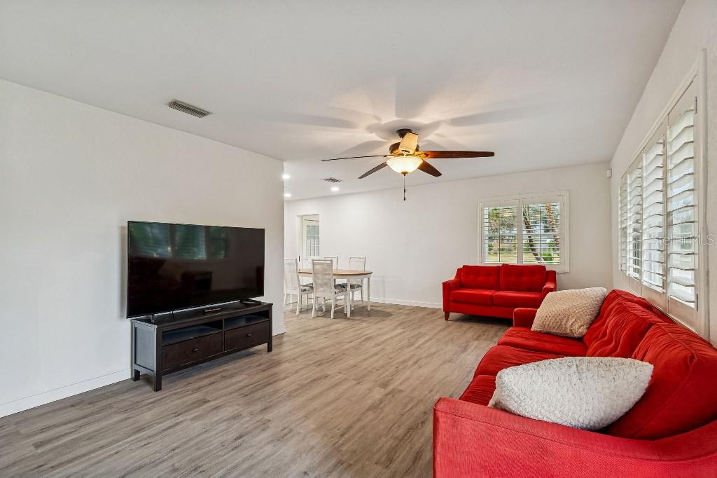 SHORE ACRES OVERLOOK SEC - Residential