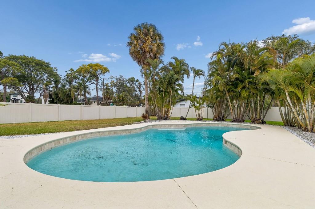 SHORE ACRES OVERLOOK SEC - Residential