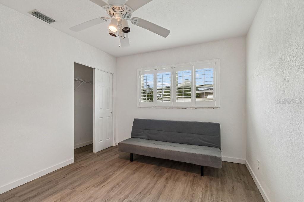 SHORE ACRES OVERLOOK SEC - Residential