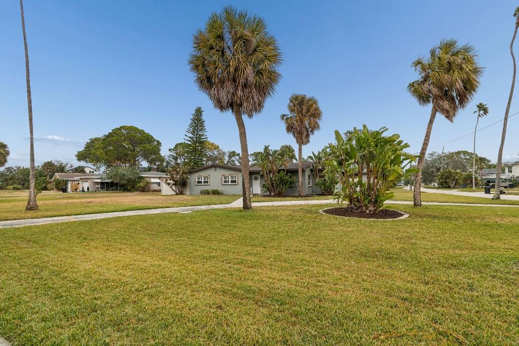 SHORE ACRES OVERLOOK SEC - Residential