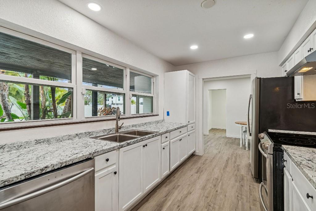 SHORE ACRES OVERLOOK SEC - Residential