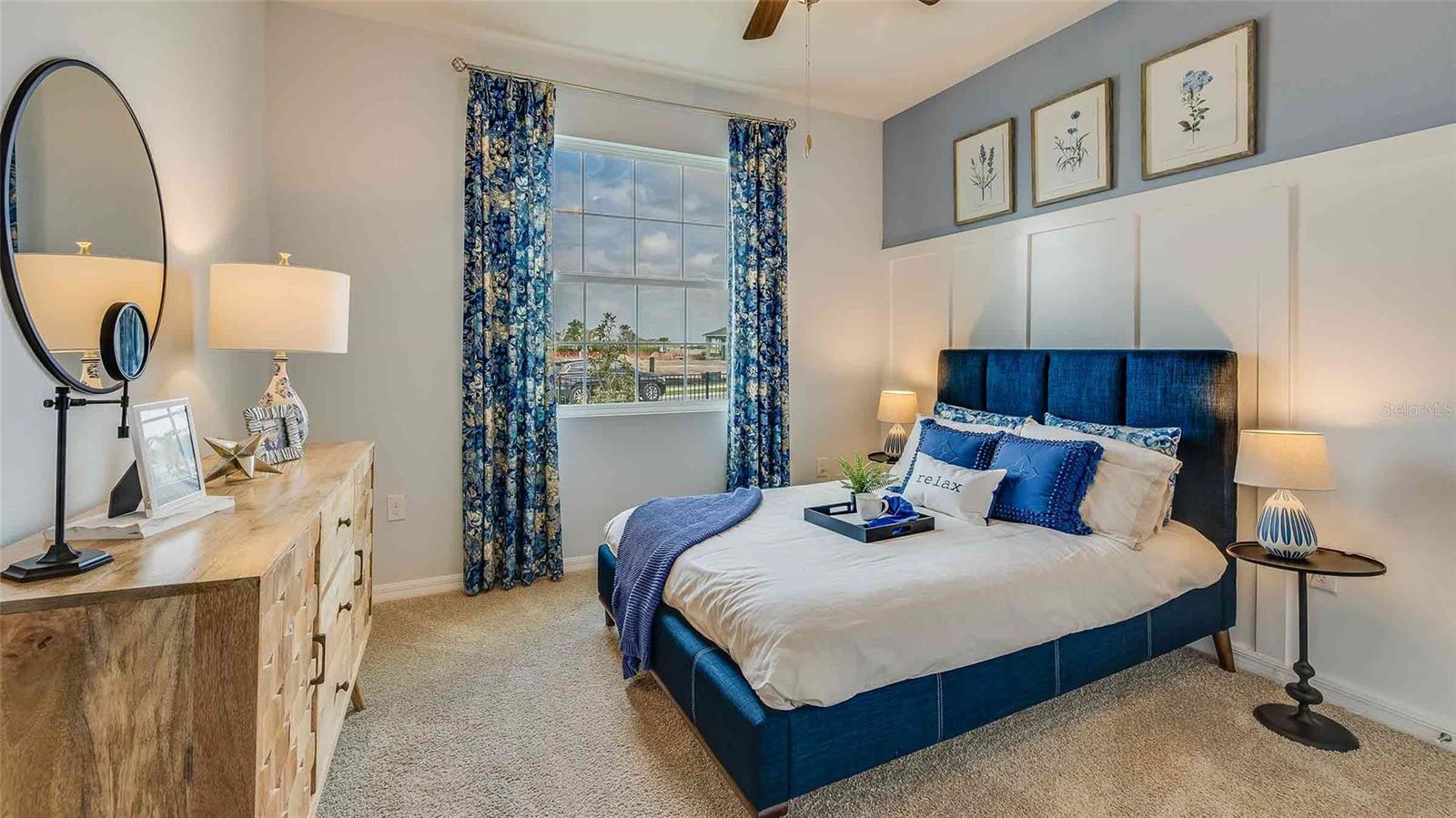 BELLA LAGO - Residential