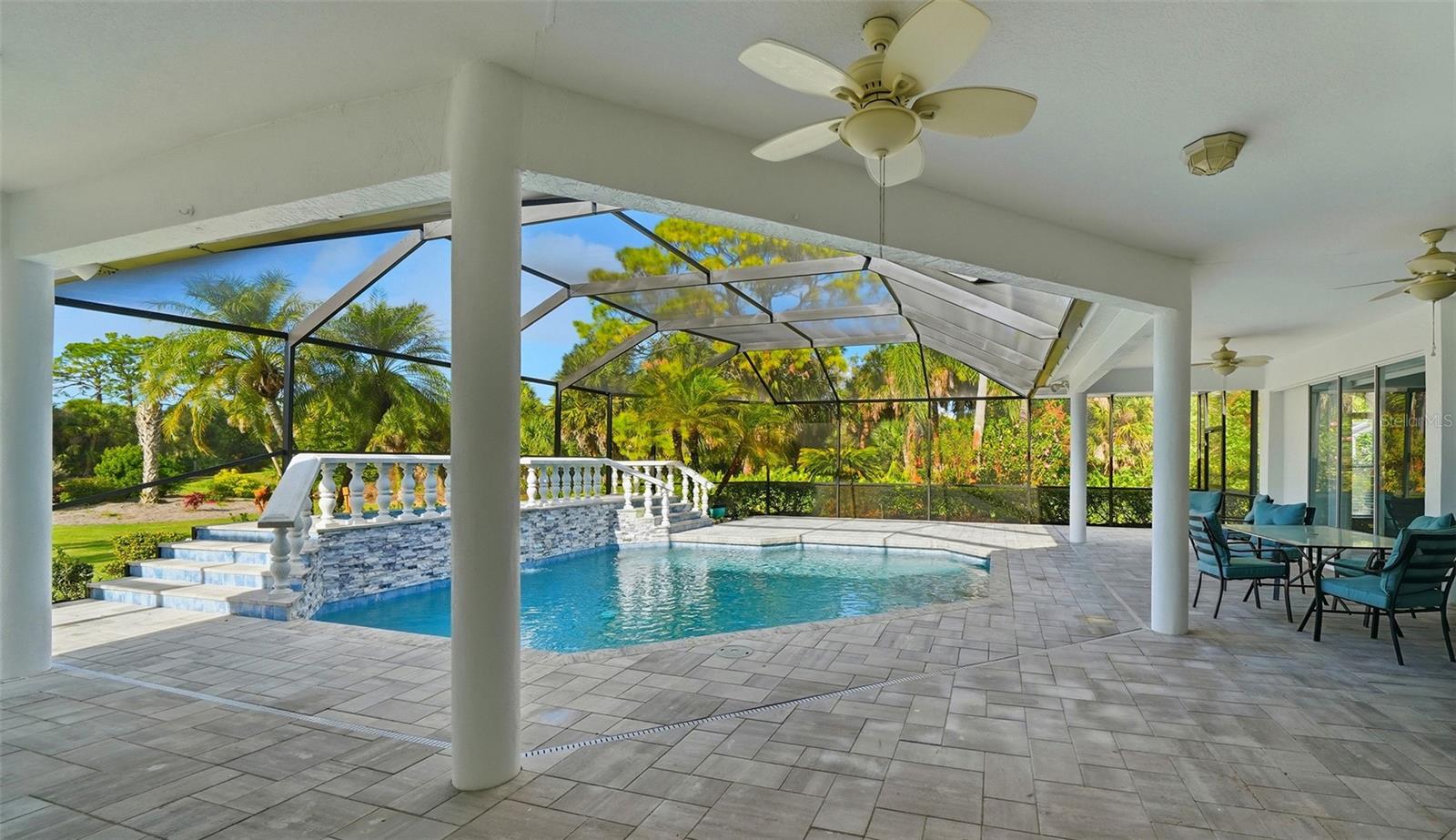 STONEYBROOK GOLF & COUNTRY CLUB - Residential