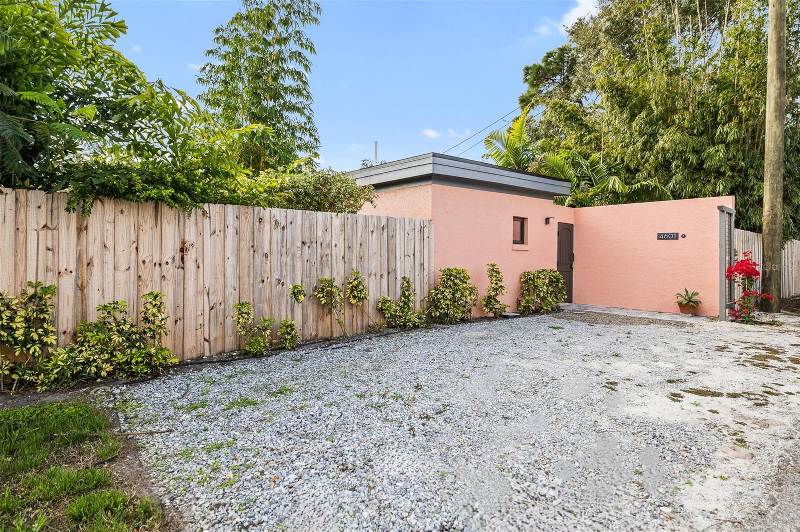 OAK RIDGE - Residential