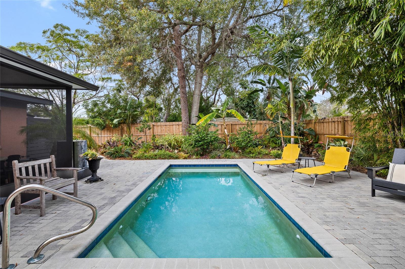 OAK RIDGE - Residential