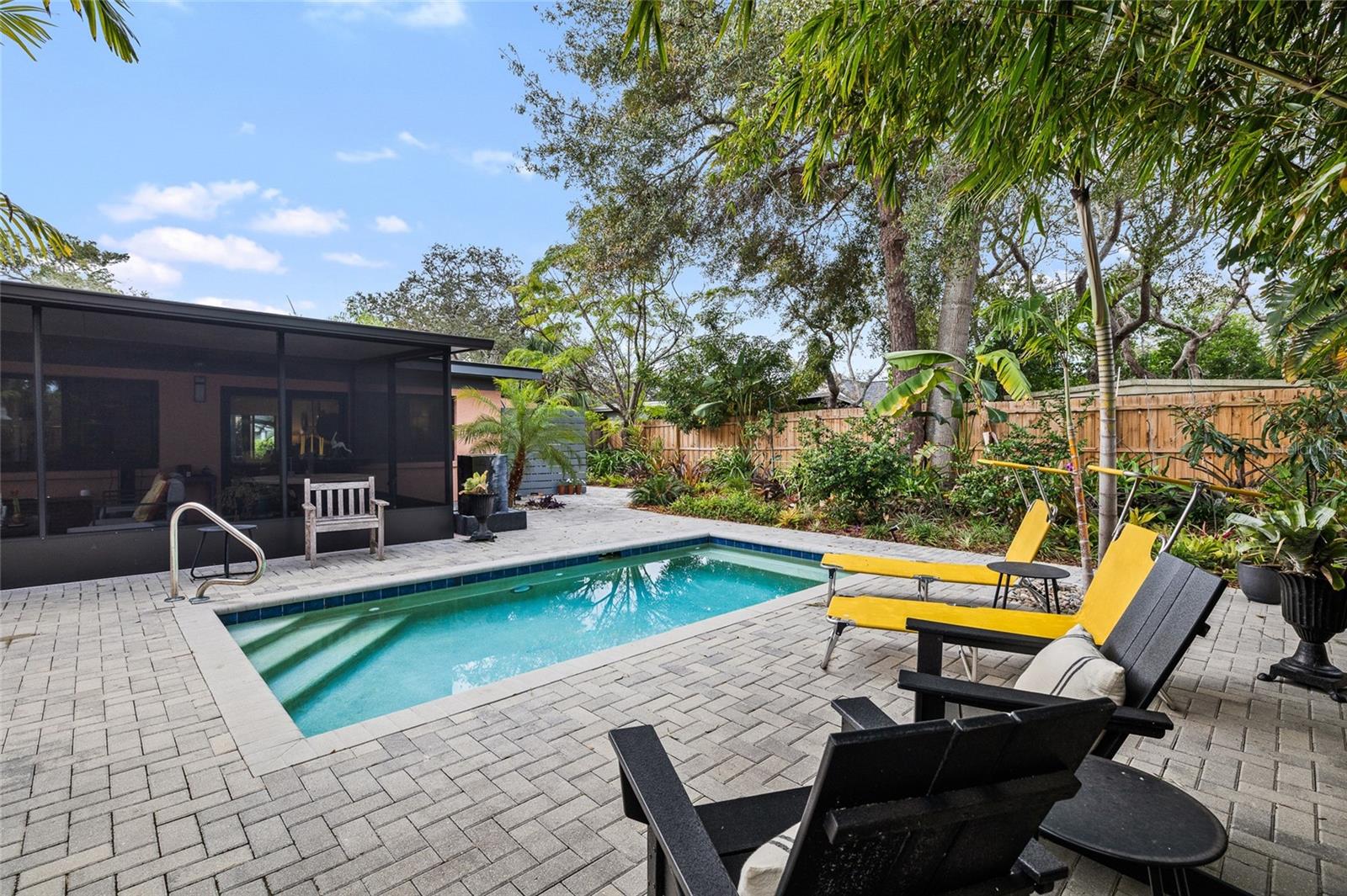 OAK RIDGE - Residential