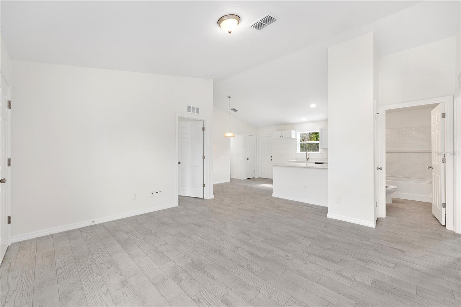 SILVER SPGS SHORES UN 32 - Residential