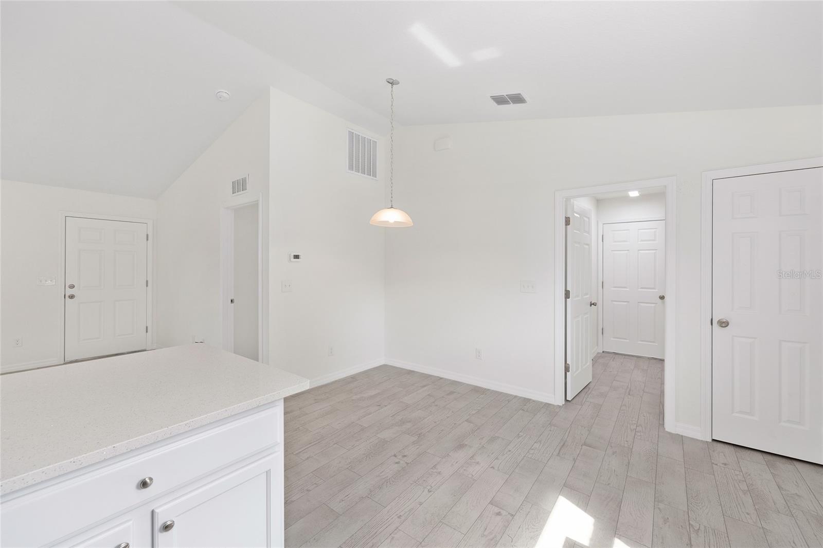 SILVER SPGS SHORES UN 32 - Residential