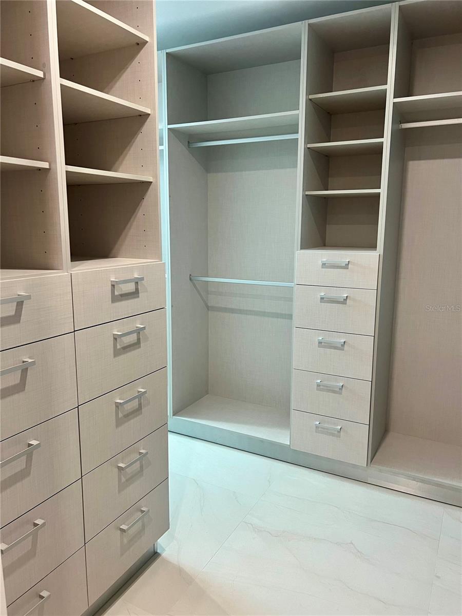 RIVIERA RESERVE - Residential