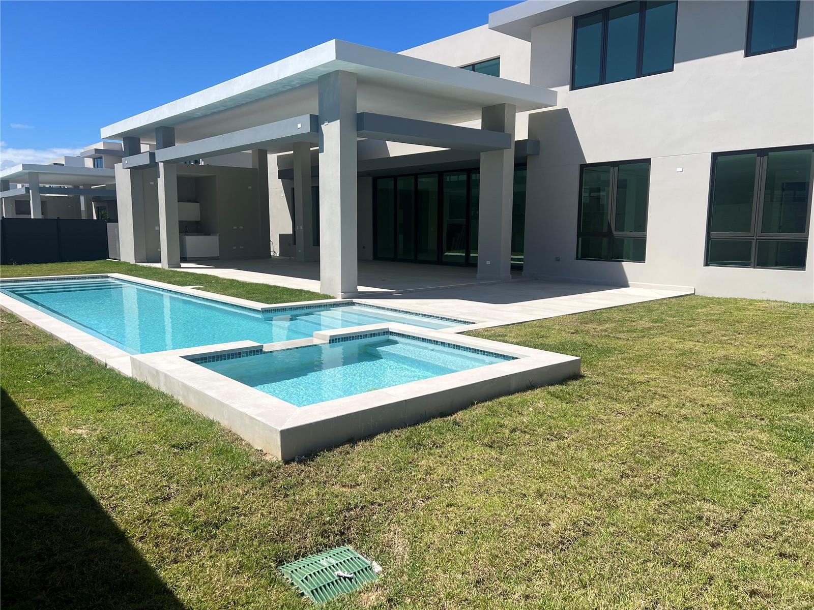 RIVIERA RESERVE - Residential