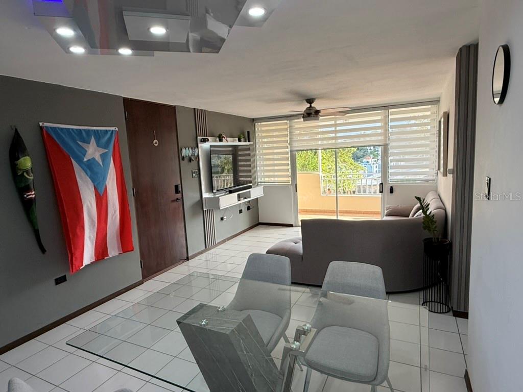 Codominium VISTA REAL 9