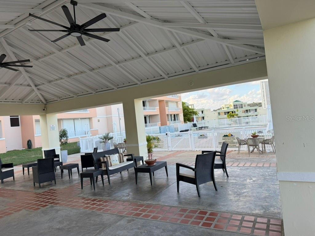 VISTA REAL CONDOMINIUM - Residential