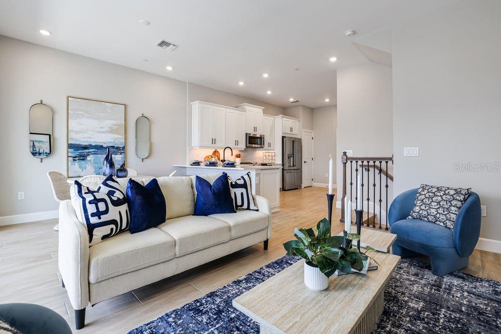 1617 SEA HAVEN DRIVE 503