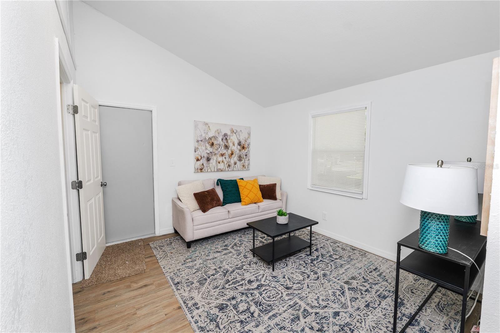 ROANOKE HILLS SUB - Residential