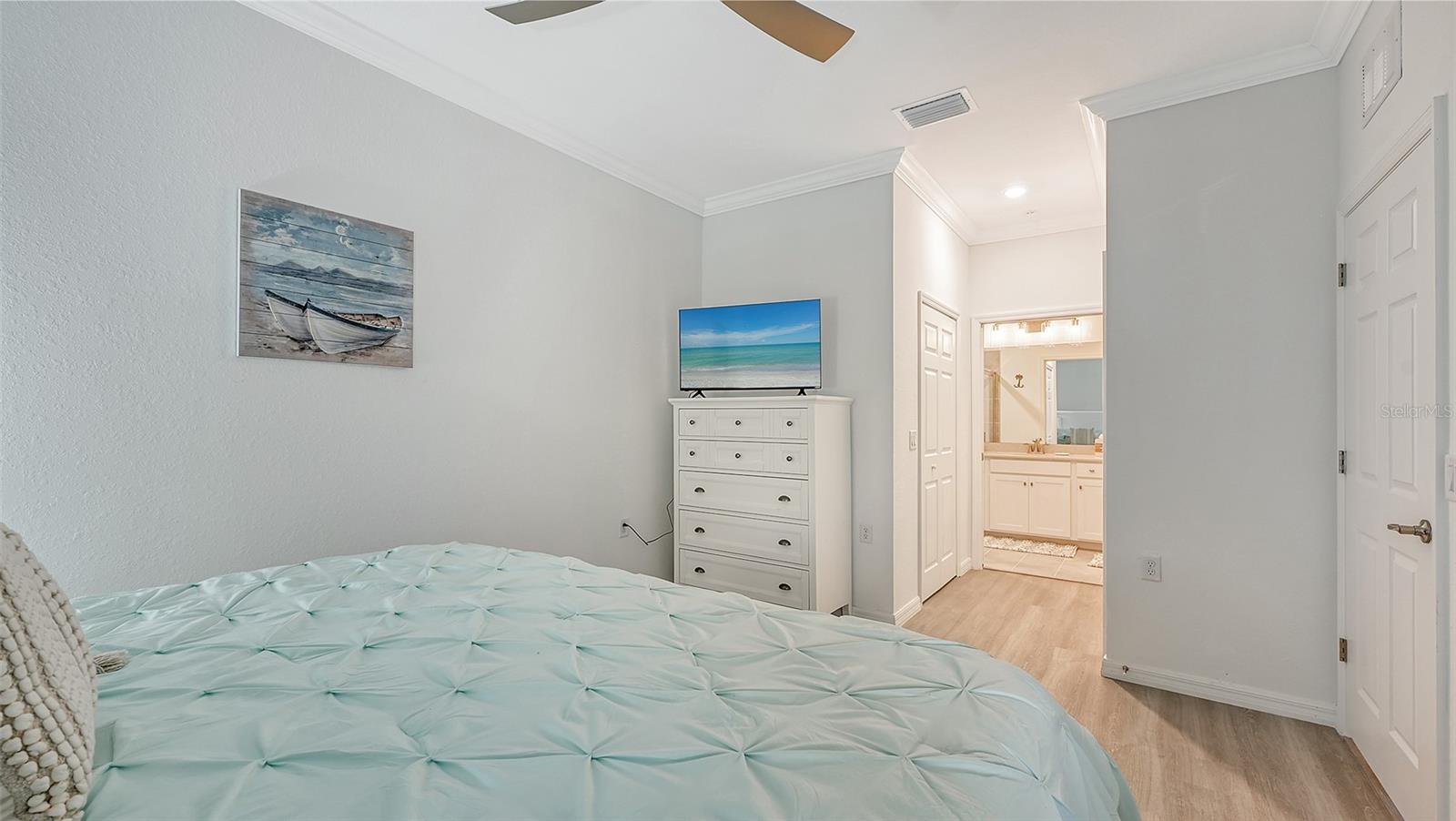 LAKEWOOD NATIONAL - Residential Lease