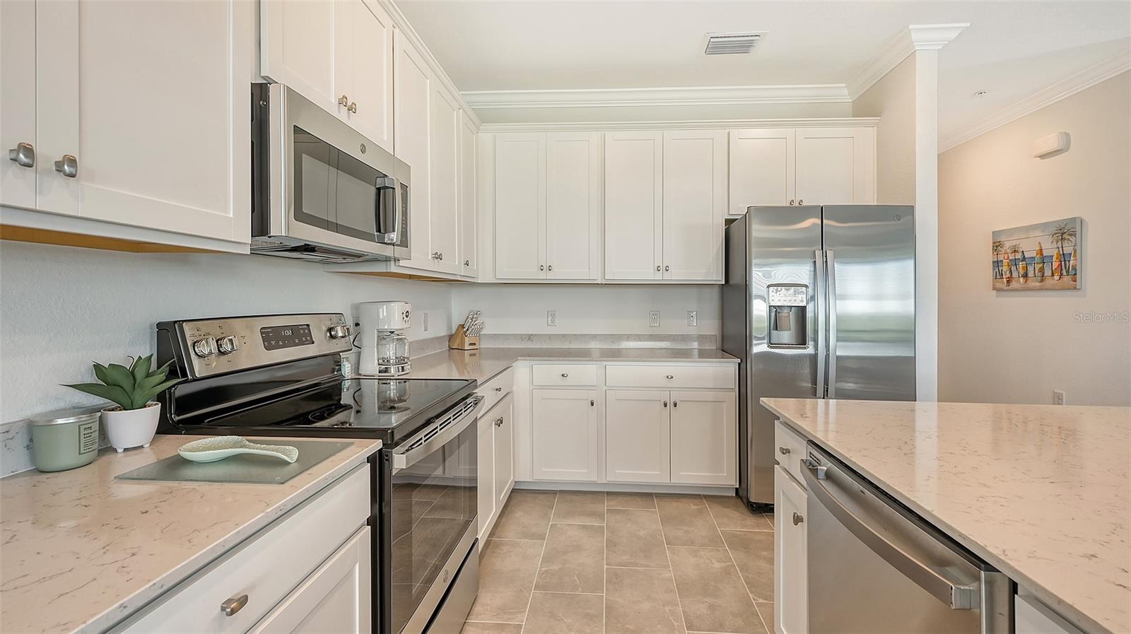 LAKEWOOD NATIONAL - Residential Lease