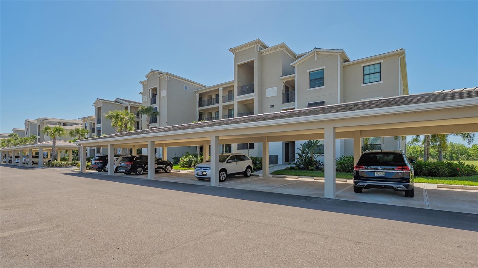 LAKEWOOD NATIONAL - Residential Lease