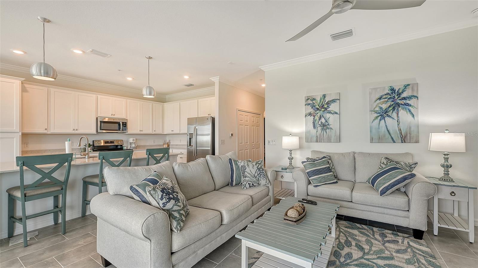 LAKEWOOD NATIONAL - Residential Lease