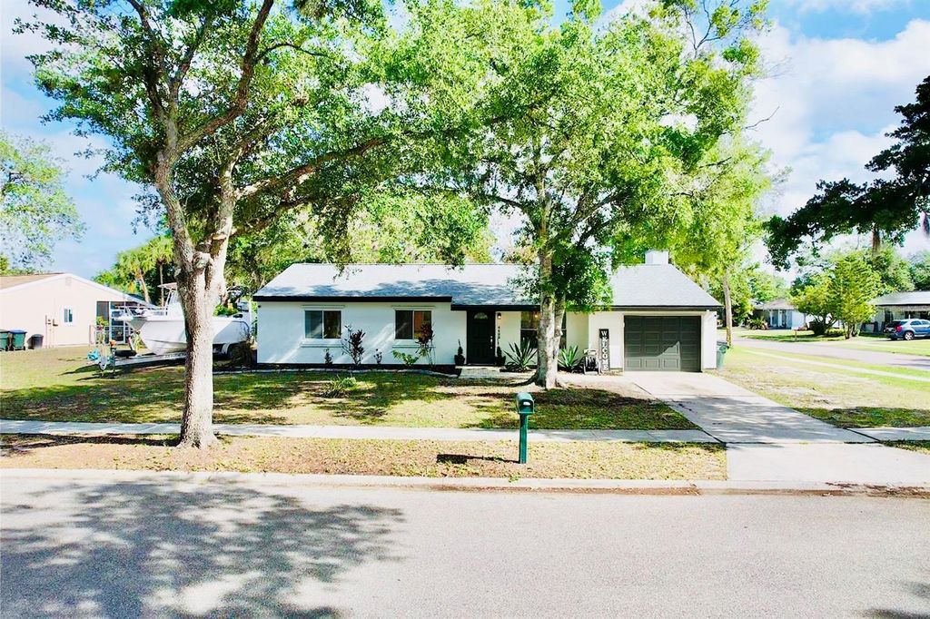 Photo of 4400 Mckibben Drive, North Port, FL 34287 (MLS # N6143834)