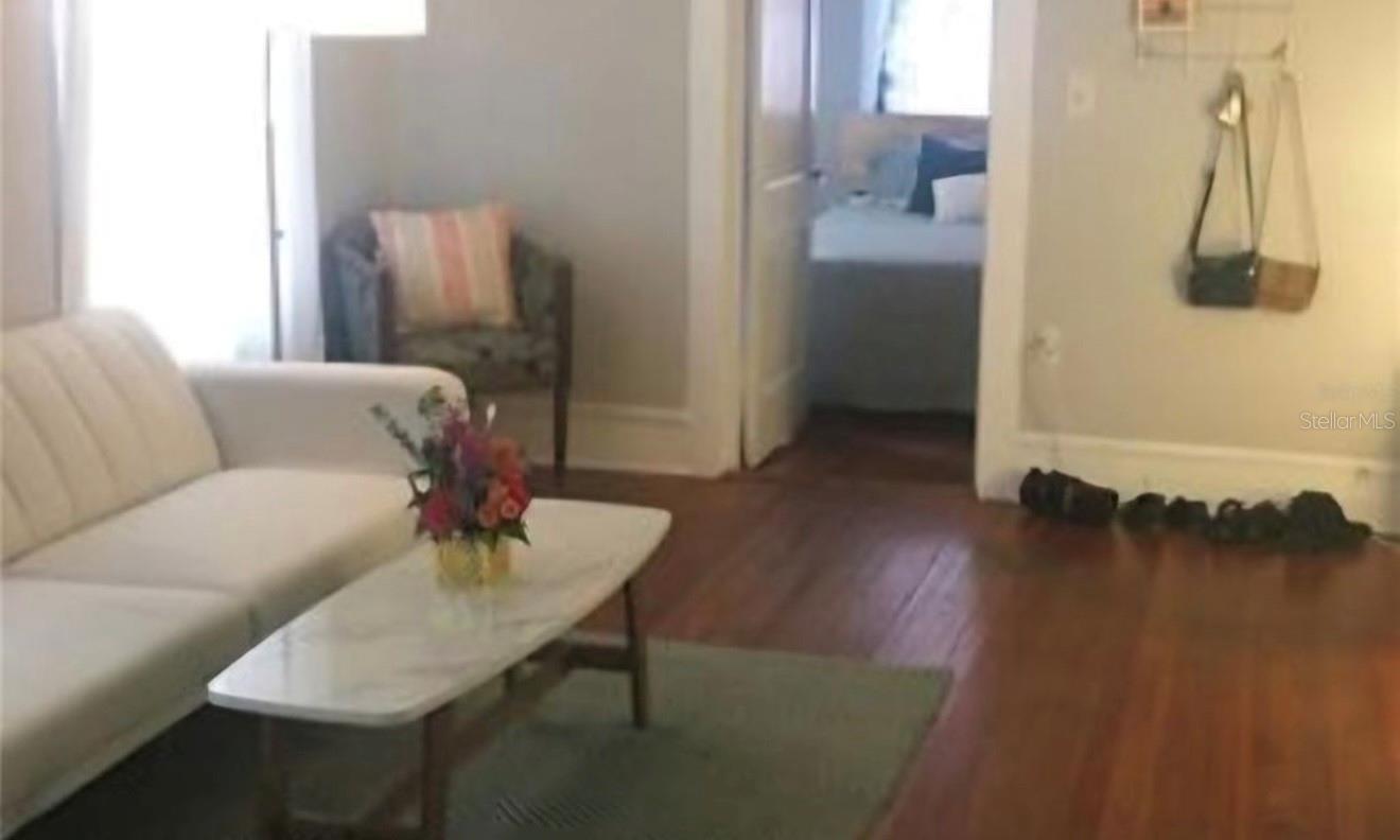 N L MILLS ADD - Residential Lease