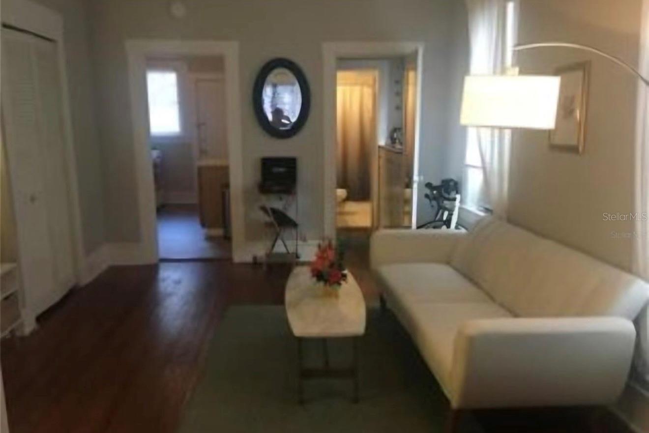 N L MILLS ADD - Residential Lease