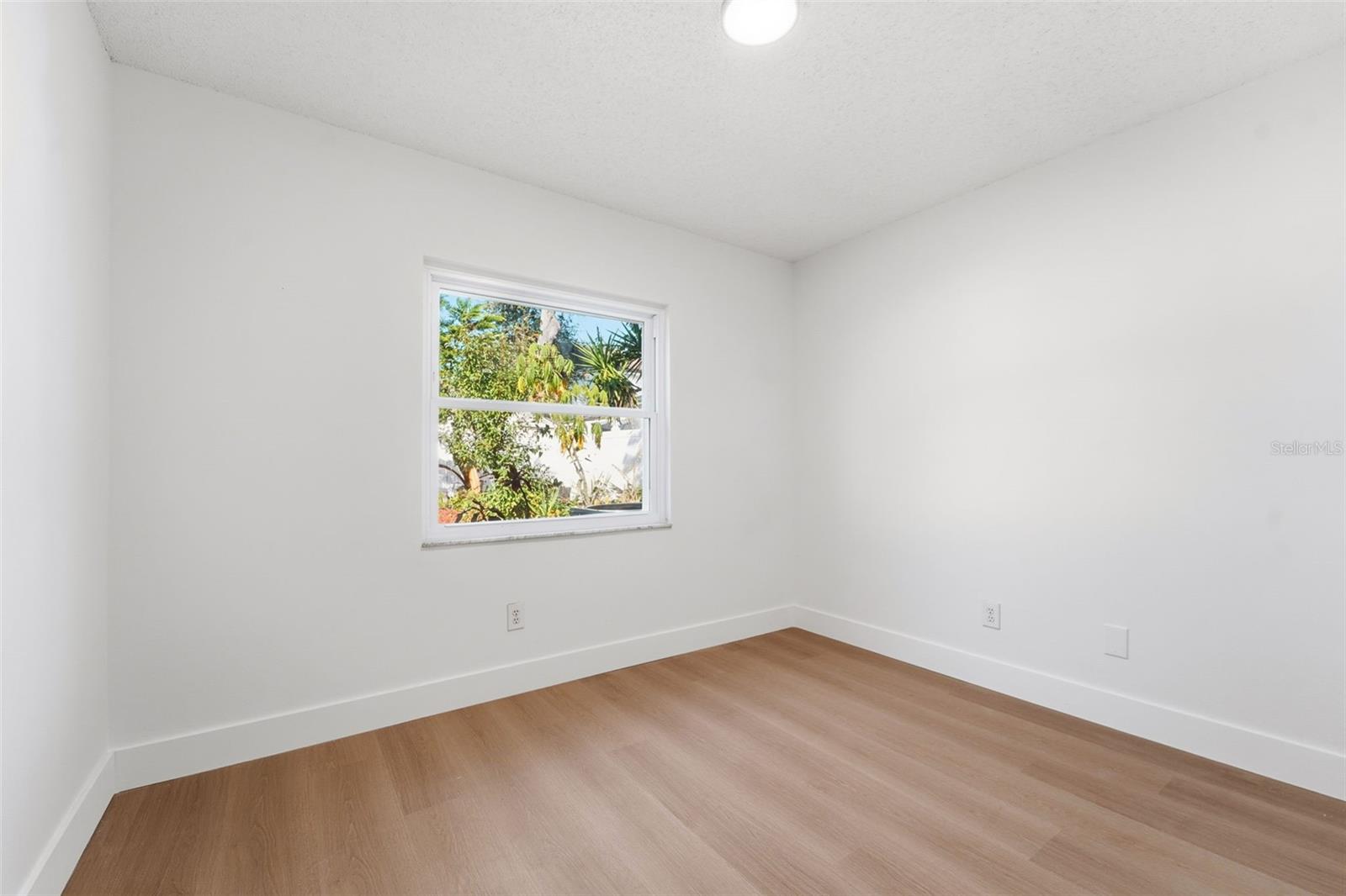 OAKDALE RIVERVIEW ESTATES UNIT - Residential