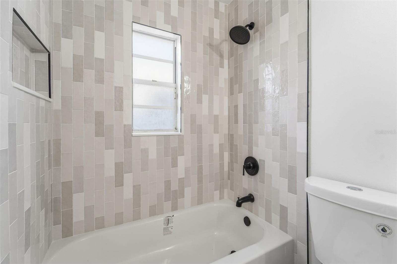 OAKDALE RIVERVIEW ESTATES UNIT - Residential