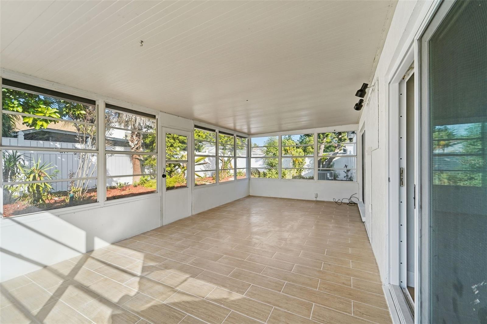 OAKDALE RIVERVIEW ESTATES UNIT - Residential