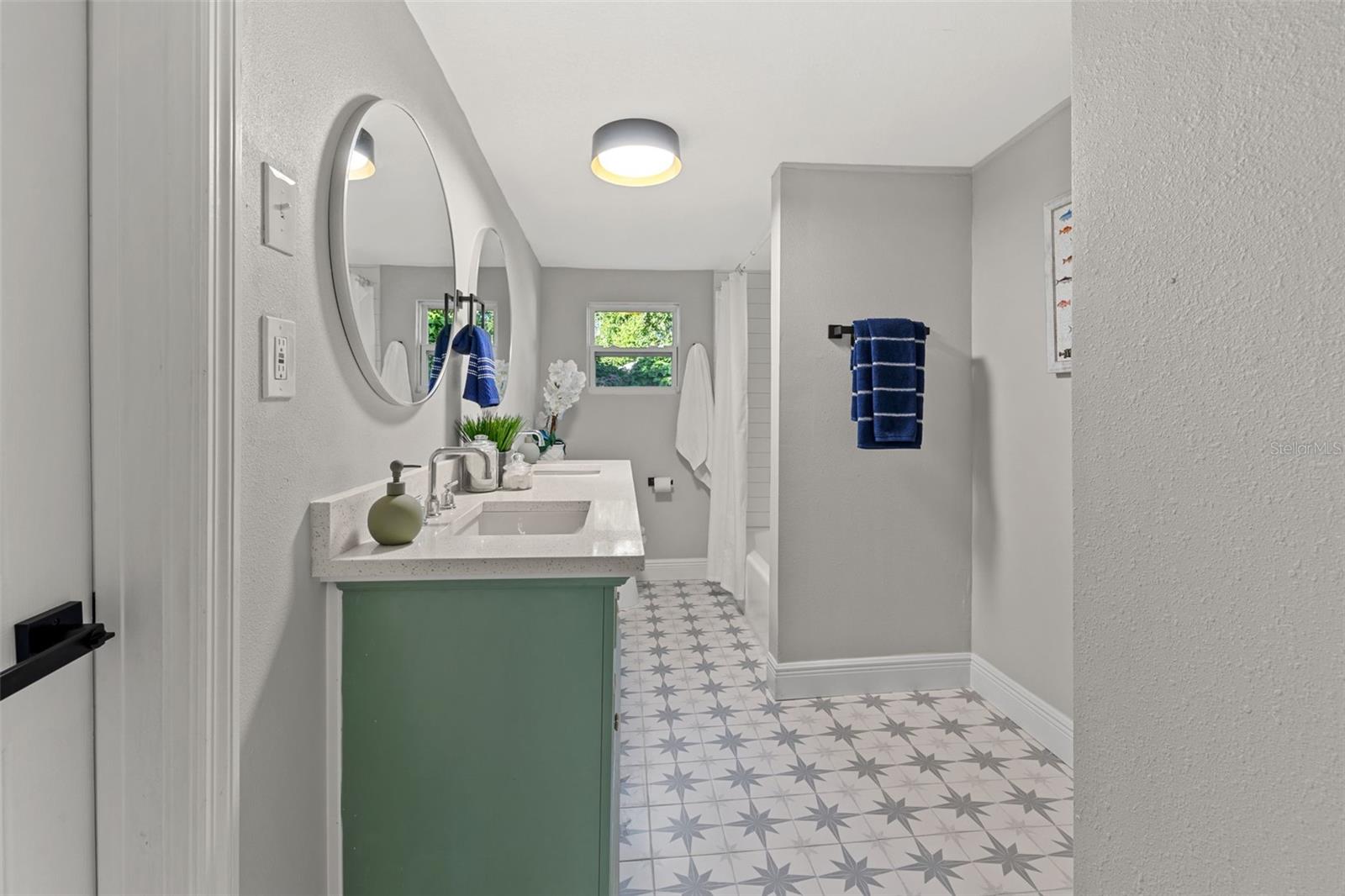 PEELER HEIGHTS - Residential Lease