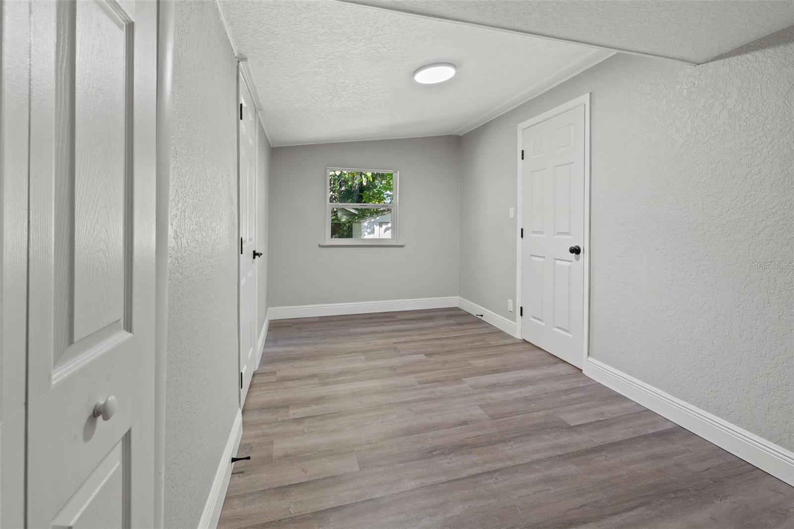 PEELER HEIGHTS - Residential Lease