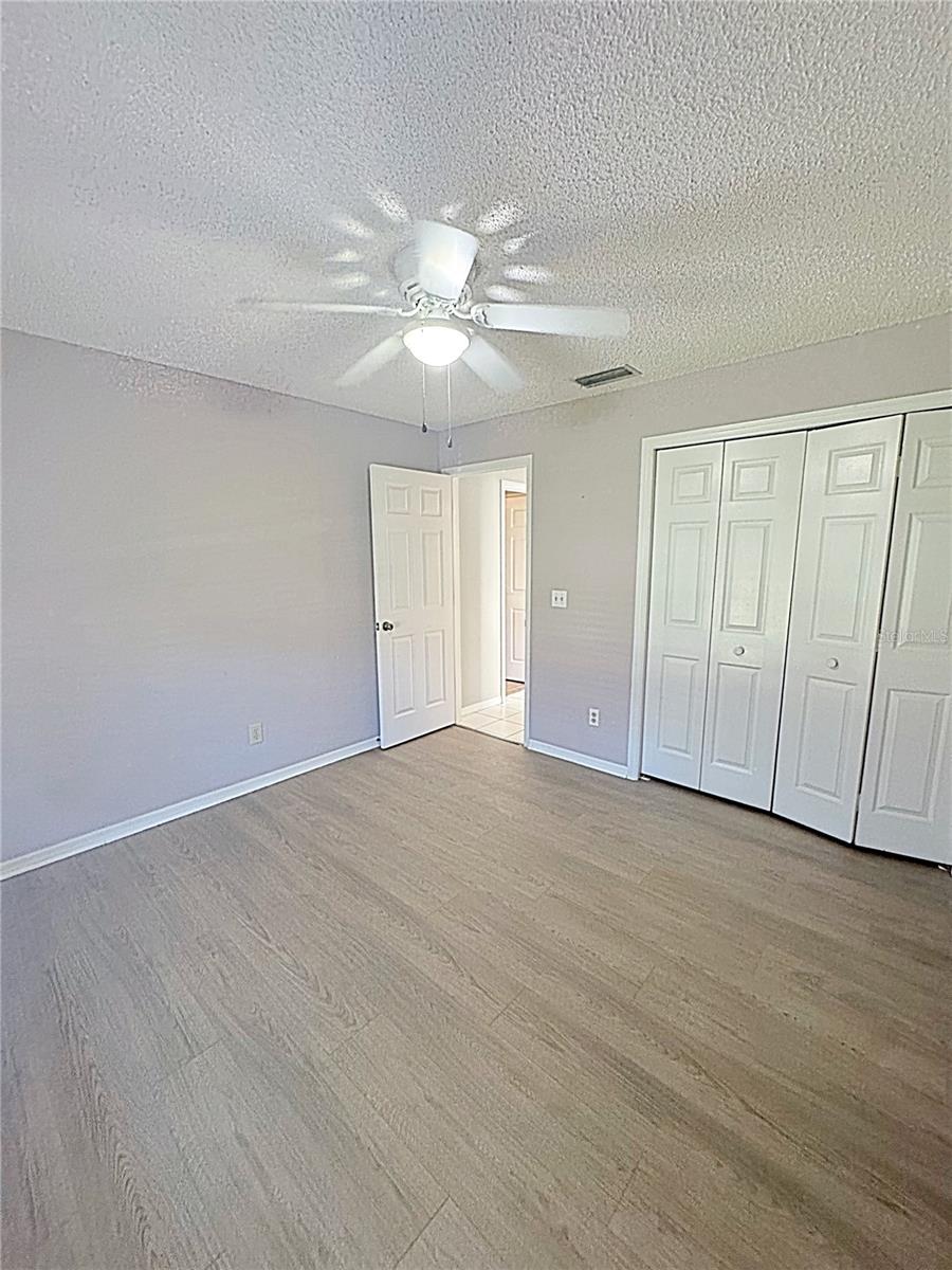 MILL RUN PH 01 - Residential Lease