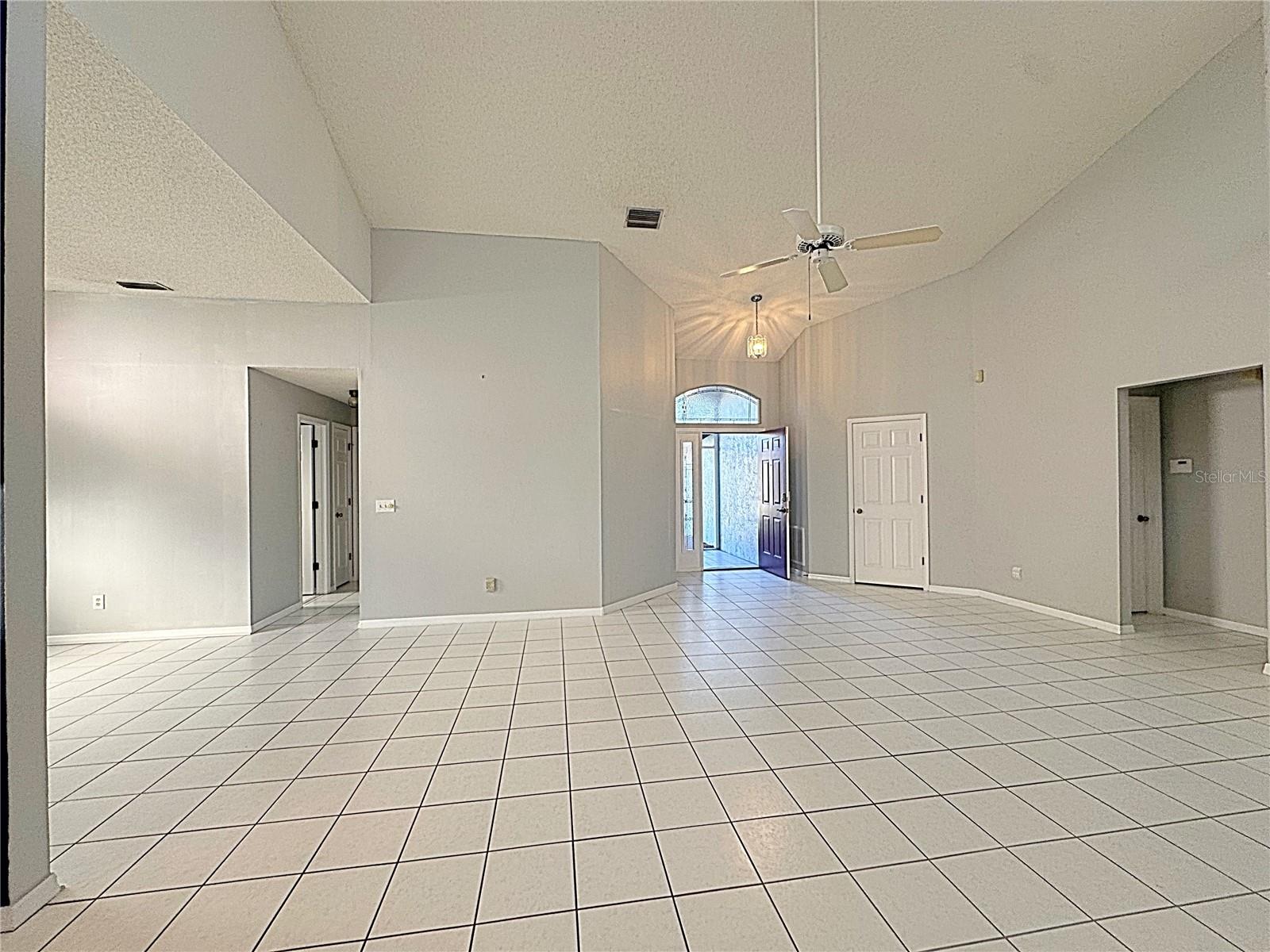 MILL RUN PH 01 - Residential Lease