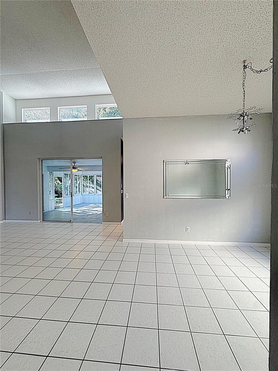 MILL RUN PH 01 - Residential Lease